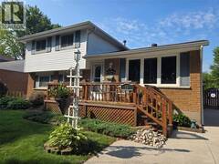 16 Donalda DRIVE Chatham Ontario, N7L 4J5