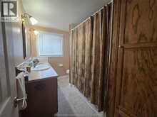 16 Donalda DRIVE | Chatham Ontario | Slide Image Fifteen