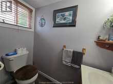16 Donalda DRIVE | Chatham Ontario | Slide Image Eight