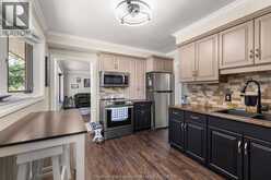 23 Queensway DRIVE | Chatham Ontario | Slide Image Twelve