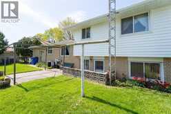 22 PEMBROKE CRESCENT | Chatham Ontario | Slide Image Thirty-nine