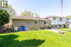 22 PEMBROKE CRESCENT | Chatham Ontario | Slide Image Forty