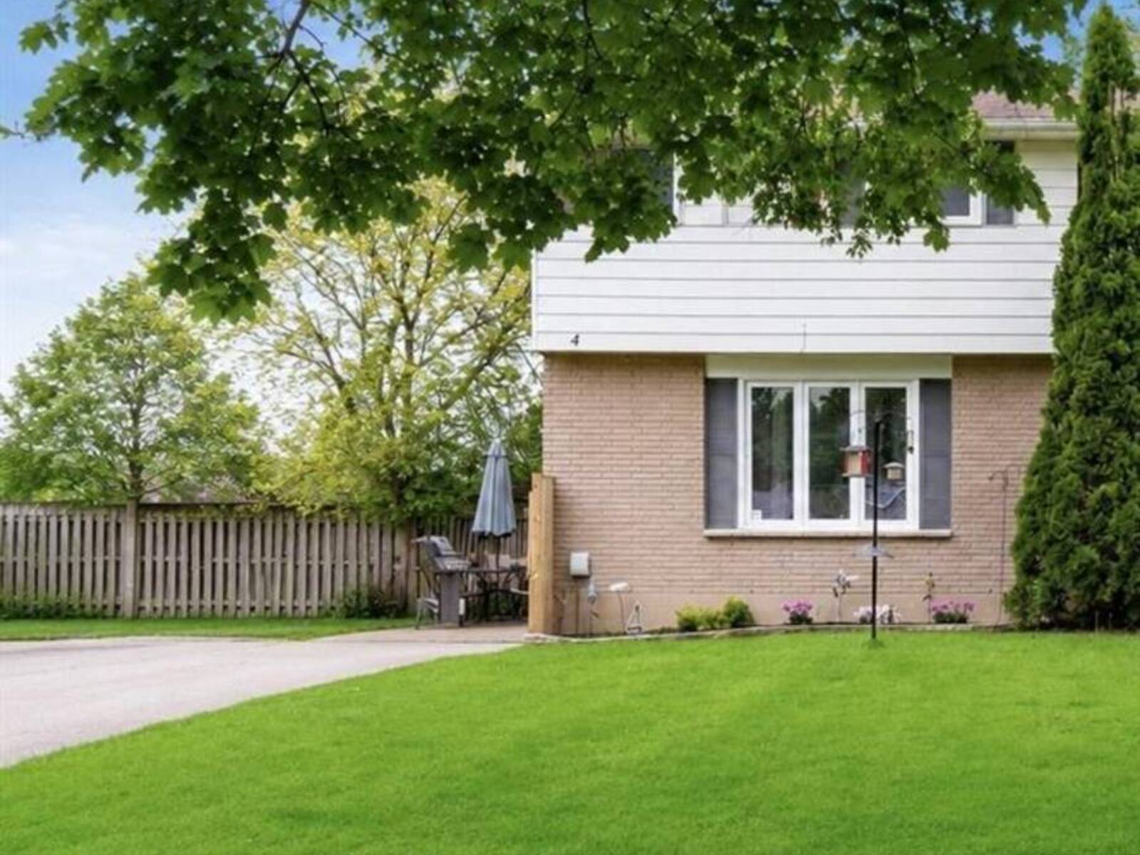4 Donalda DRIVE, Chatham, Ontario N7L 4J5