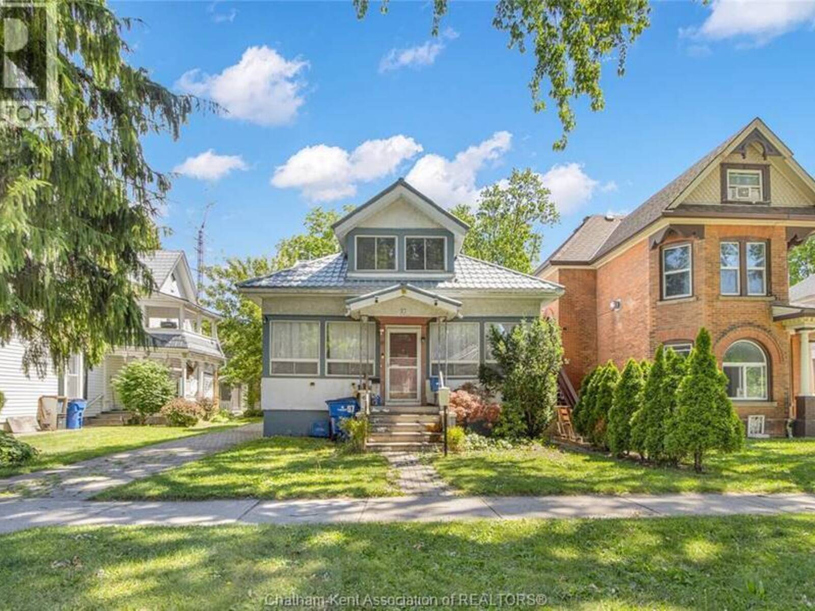 97 VICTORIA AVENUE, Chatham, Ontario N7L 3A2