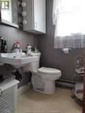 221 HOLT LINE | St. Clair Ontario | Slide Image Nine