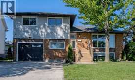 35 Crystal DRIVE | Chatham Ontario | Slide Image One