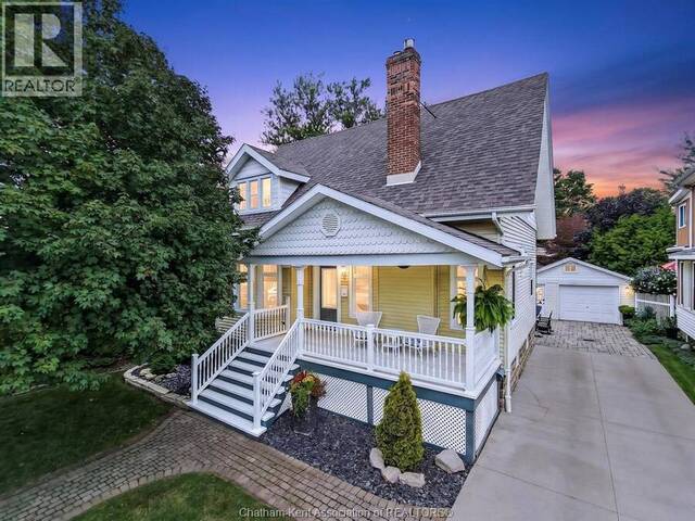 15 Ellwood AVENUE Chatham Ontario, N7M 3K2 - 3 Bedrooms Home For Sale
