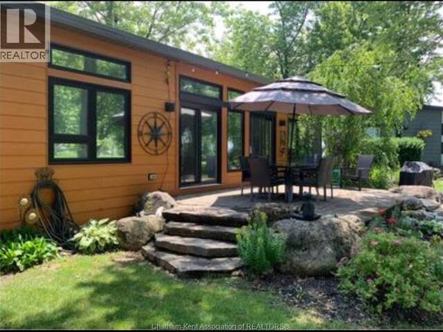 981 COUNTY RD 2 ROAD Unit# 707 Belle River Ontario, N8L 1B4 - 2 Bedrooms Waterfront Home For sale