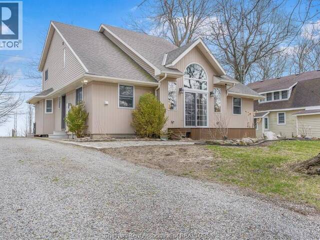 17938 Lakeshore ROAD Chatham-Kent Ontario, N0P 1X0 - 4 Bedrooms Waterfront Home For sale