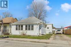 23 DEGGE STREET | Chatham Ontario | Slide Image Two