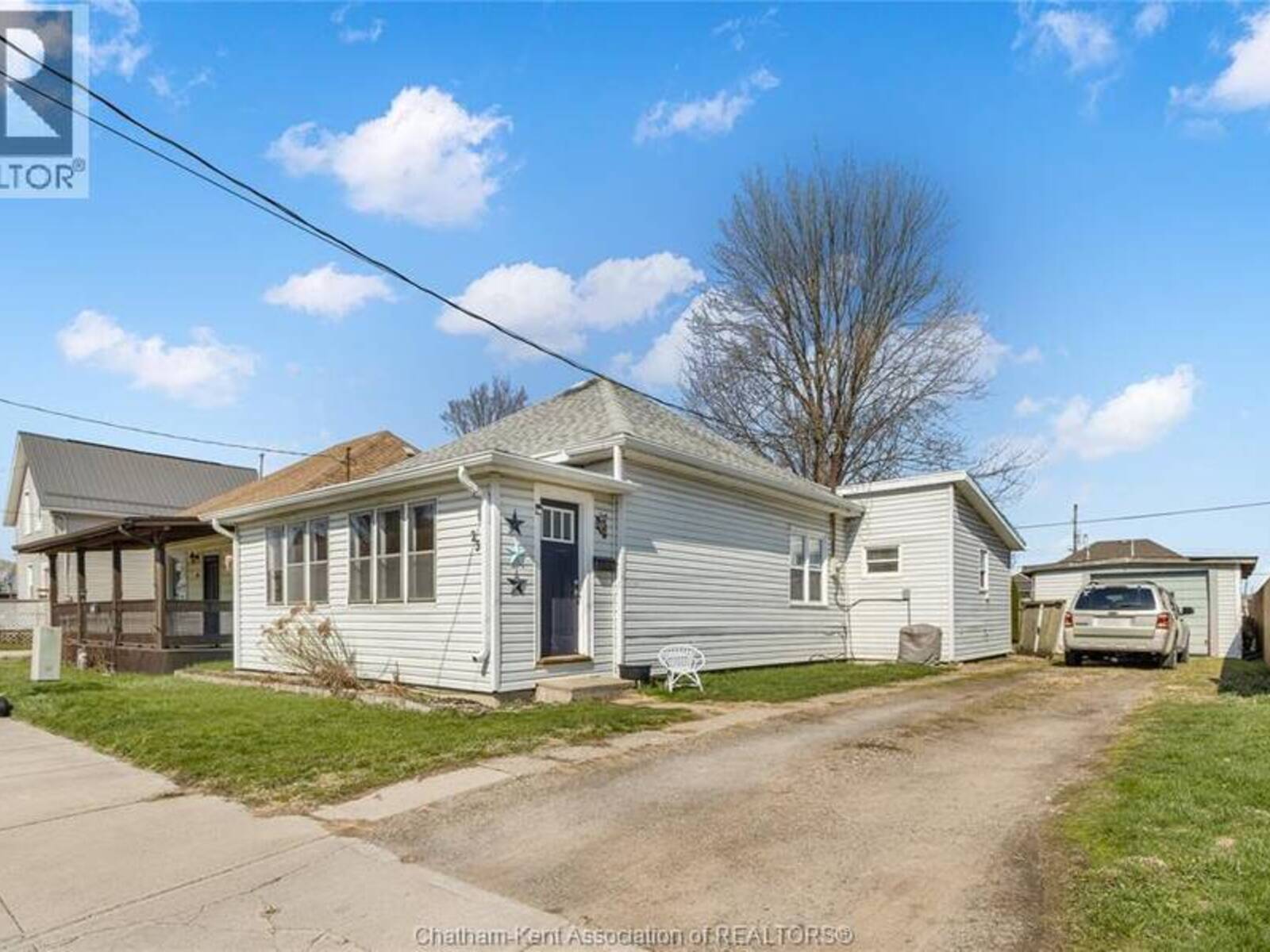 23 DEGGE STREET, Chatham, Ontario N7M 4X3