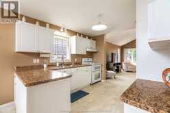 154 Semenyn AVENUE Unit# 24 | Chatham Ontario | Slide Image Nine