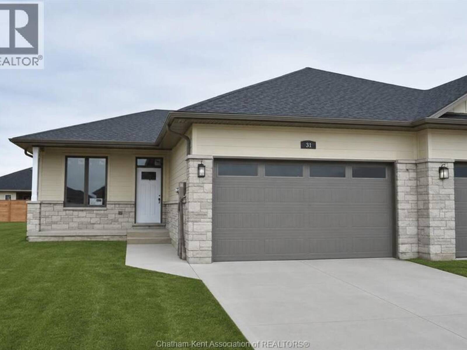 33 Duskridge ROAD, Chatham, Ontario N7L 0G7