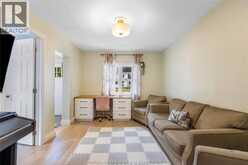310 MCNAUGHTON AVENUE East | Chatham Ontario | Slide Image Nine