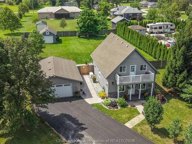 24 WELLINGTON STREET Chatham-Kent Ontario, N0P 1A0 - 3 Bedrooms Home For Sale