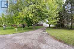 864 MCNAUGHTON AVENUE East | Chatham Ontario | Slide Image Twelve