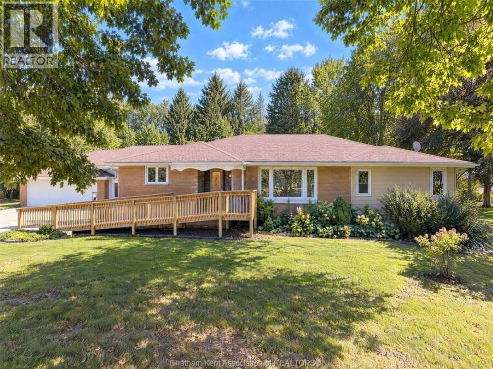 10156 Longwoods ROAD, Chatham, Ontario N7M 5J7