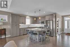 67 Valencia DRIVE | Chatham Ontario | Slide Image Three