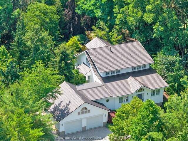 8274 Talbot TRAIL Chatham-Kent Ontario, N0P 1A0 - 4 Bedrooms Waterfront Home For sale