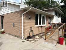 46 OTTAWA DRIVE | Chatham Ontario | Slide Image Two