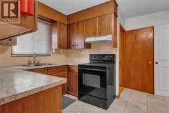 126 Partridge CRESCENT | Chatham Ontario | Slide Image Eighteen
