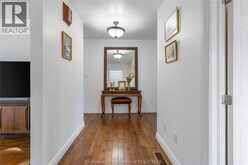29 PAVEY STREET | Chatham Ontario | Slide Image Eight