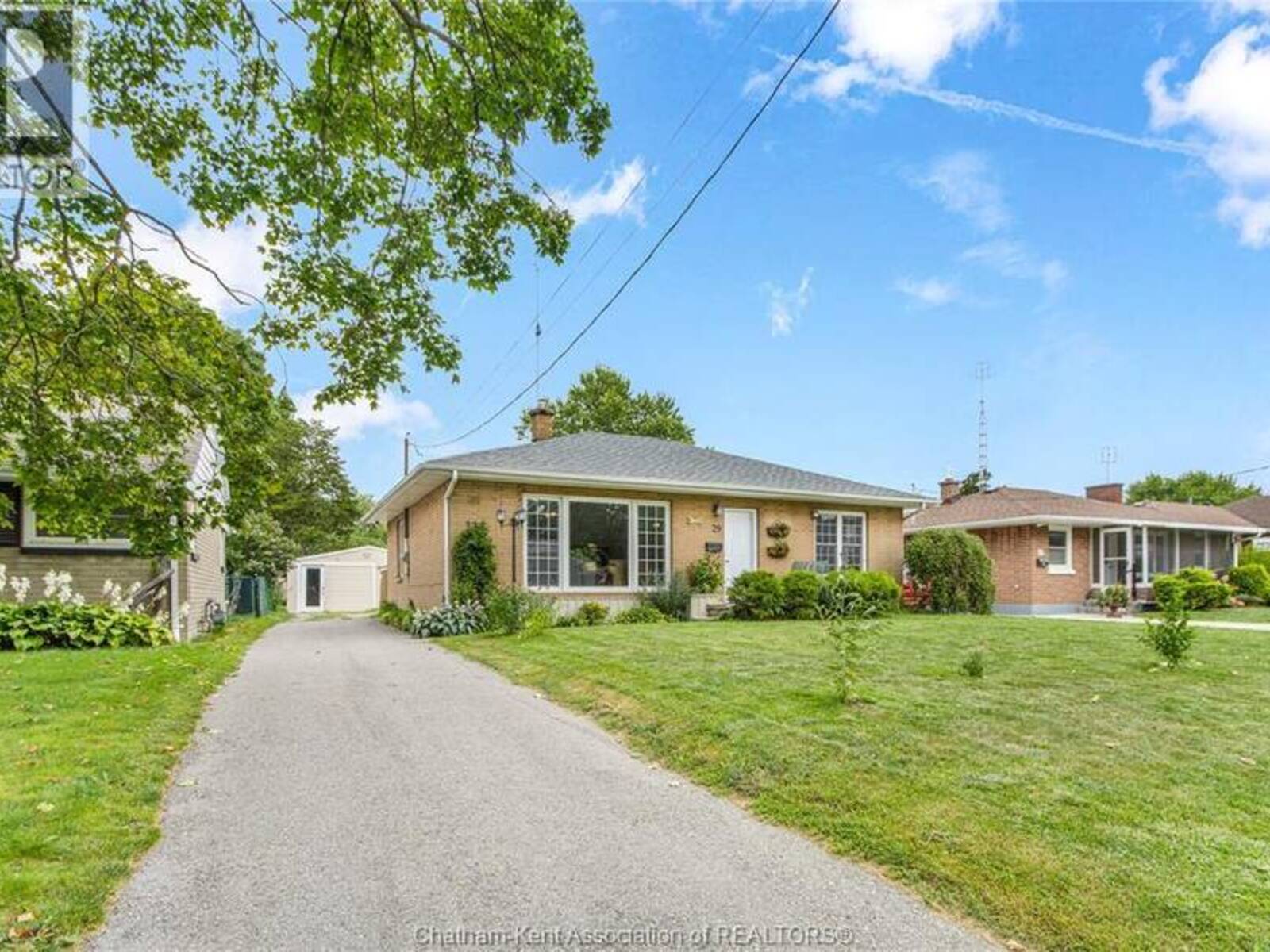 29 PAVEY STREET, Chatham, Ontario N7M 5E1