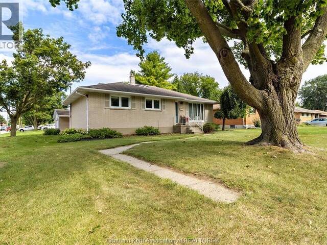 199 TWEEDSMUIR AVENUE East Chatham Ontario, N7M 4A3 - 4 Bedrooms Home For Sale