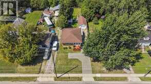 577 PARK AVENUE West | Chatham Ontario | Slide Image Thirty-eight