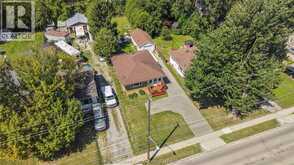 577 PARK AVENUE West | Chatham Ontario | Slide Image Thirty-nine