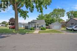 9 Park LANE | Chatham Ontario | Slide Image Two