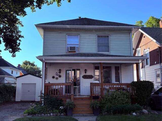 158 LORNE AVENUE Chatham Ontario, N7M 1S6 - 3 Bedrooms Home For Sale