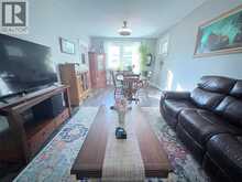 158 LORNE AVENUE | Chatham Ontario | Slide Image Ten