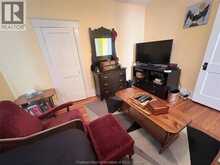 158 LORNE AVENUE | Chatham Ontario | Slide Image Nineteen