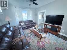 158 LORNE AVENUE | Chatham Ontario | Slide Image Eight