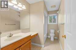 219 GREENFIELD LANE | Chatham Ontario | Slide Image Thirteen