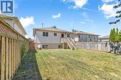 219 GREENFIELD LANE | Chatham Ontario | Slide Image Thirty-one