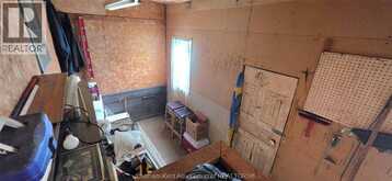 9480 LONGWOODS ROAD Unit# 44 | Chatham Ontario | Slide Image Fifteen