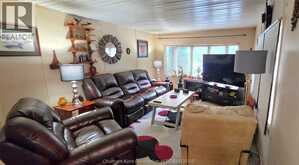 9480 LONGWOODS ROAD Unit# 44 | Chatham Ontario | Slide Image Three