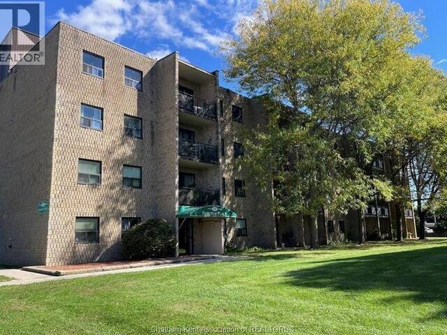 150 Park AVENUE East Unit# 311 Chatham Ontario, N7M 3V6 - 2 Bedrooms Condo For Sale