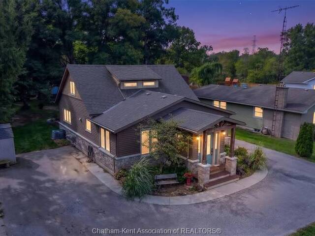 22788 Creek ROAD Chatham Ontario, N7M 0L4 - 5 Bedrooms Home For Sale