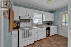 12 McKinnon DRIVE | Chatham Ontario | Slide Image Nineteen
