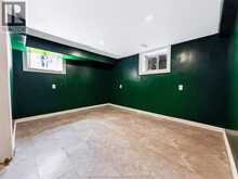 28 Woodland AVENUE | Chatham Ontario | Slide Image Nineteen