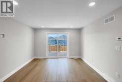 315 IRONWOOD TRAIL | Chatham Ontario | Slide Image Eighteen