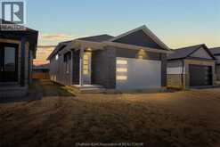 315 IRONWOOD TRAIL | Chatham Ontario | Slide Image Two