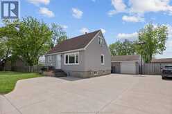 64 Park AVENUE East | Chatham Ontario | Slide Image Forty-seven