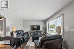 64 Park AVENUE East | Chatham Ontario | Slide Image Nine