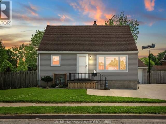 64 Park AVENUE East Chatham Ontario, N7M 3V4 - 4 Bedrooms Home For Sale