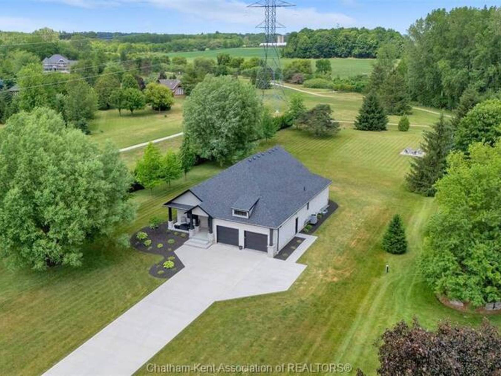 21267 Adams CRESCENT, Chatham, Ontario N7M 5J3
