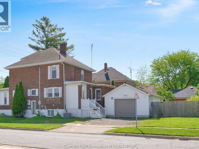 448 Queen STREET Chatham Ontario, N7M 2J3 - 6 Bedrooms Home For Sale